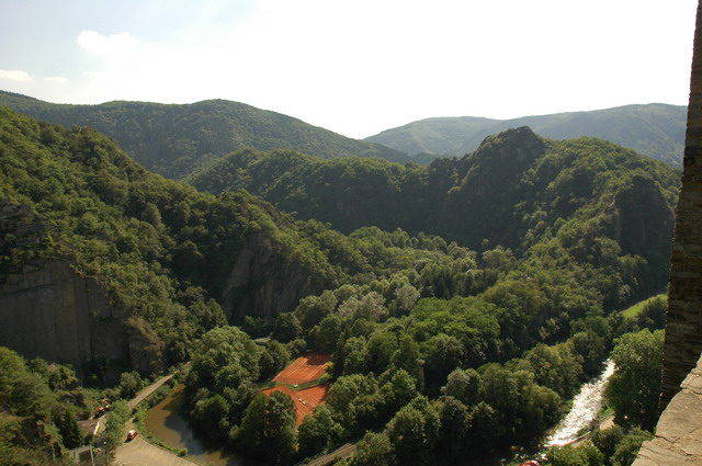 marlin170805_41_altenahr_castle_view