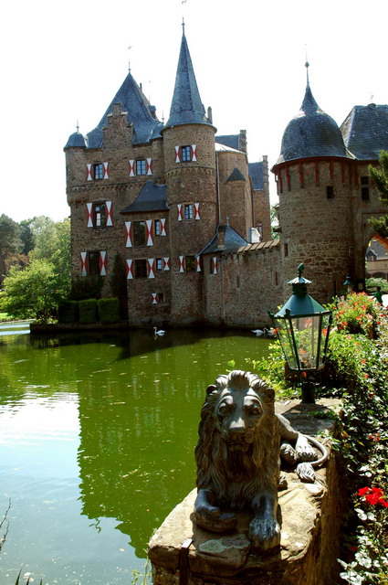 marlin180805_16_satzvey_castle