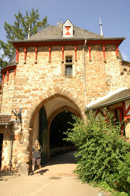 marlin180805_26_satzvey_castle
