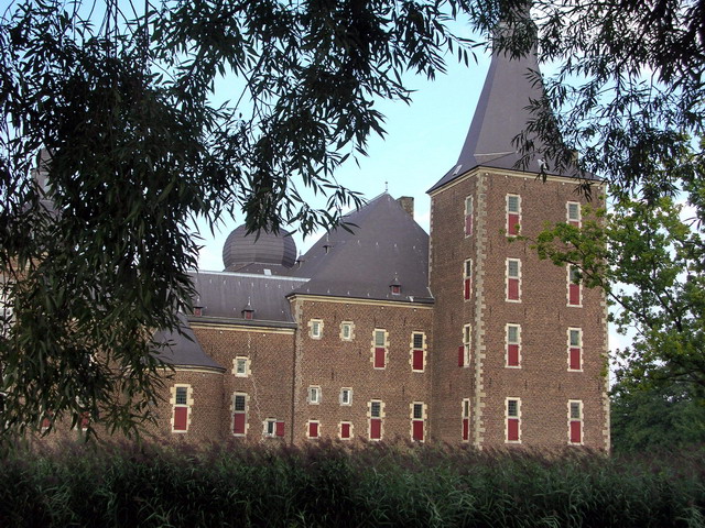 marlin180805_34m_hoensbroek_castle