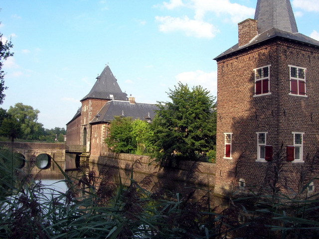 marlin180805_35m_hoensbroek_castle