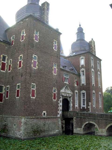 marlin180805_39m_hoensbroek_castle
