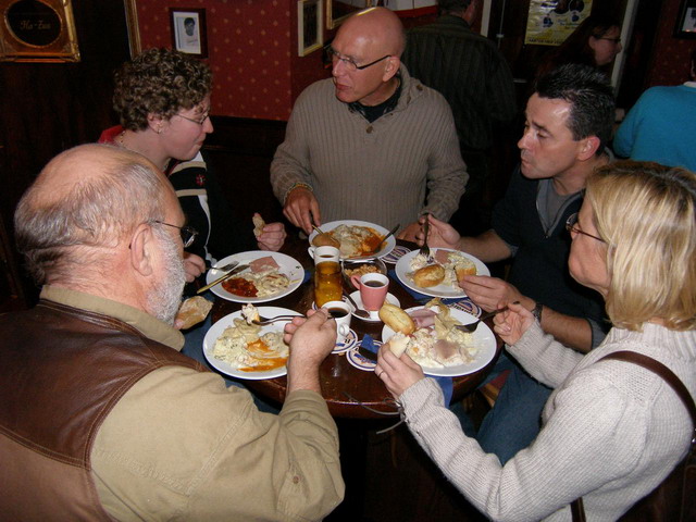 outing181105_15c_dinner