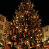 aw101205_xmasfair09