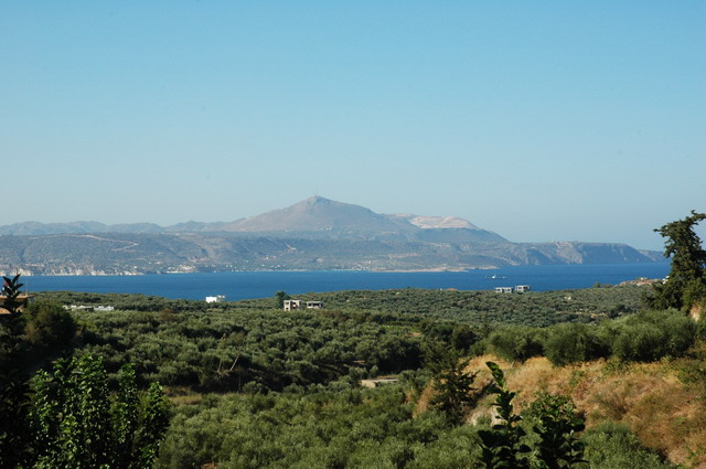 crete090905_84_soudabay