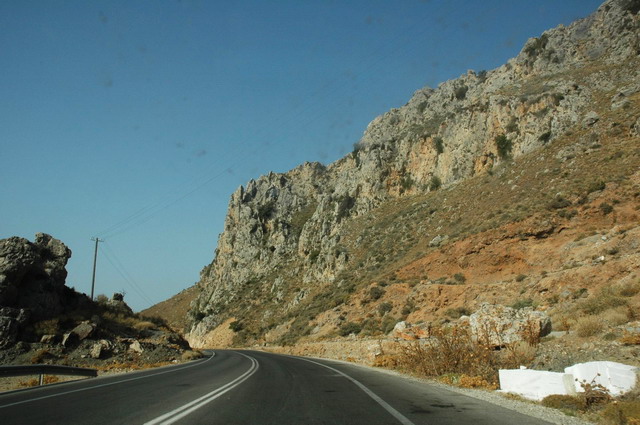 crete110905_88_between_kantanos_tavroniti