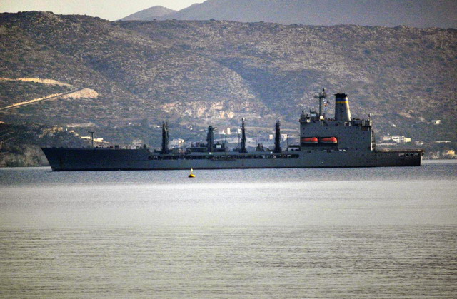 crete130905_11_kalives_navyboats
