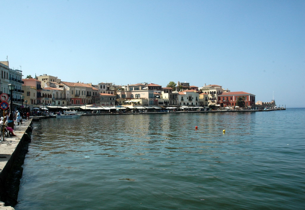 crete140905_12_chania