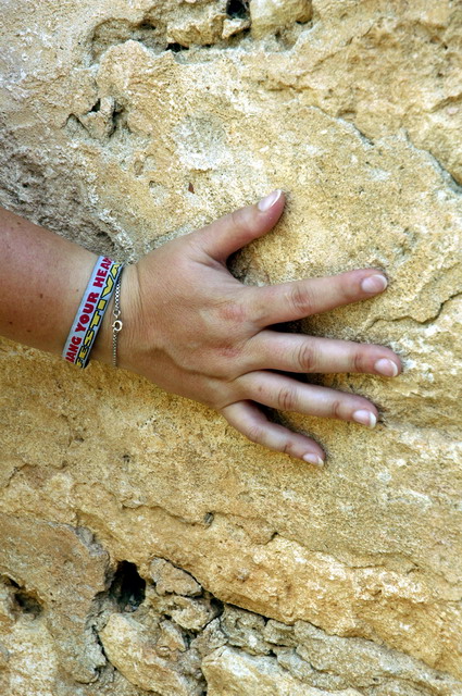 crete150905_27_aptera