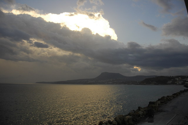 crete150905_48_thunder