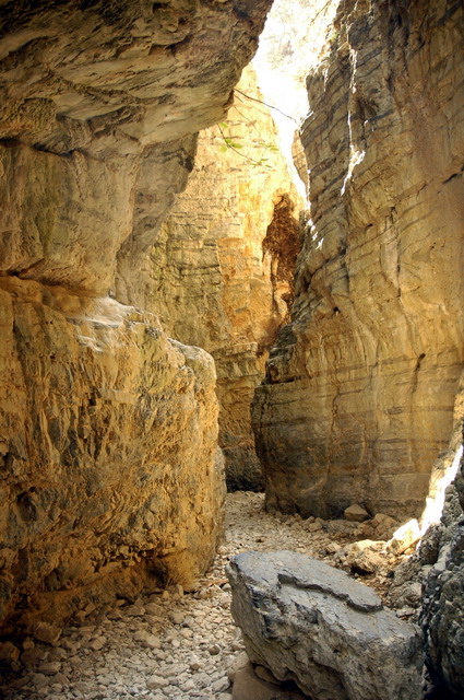 crete170905_053_imbros_gorge