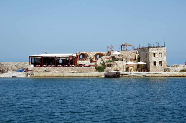 crete180905_24_chania