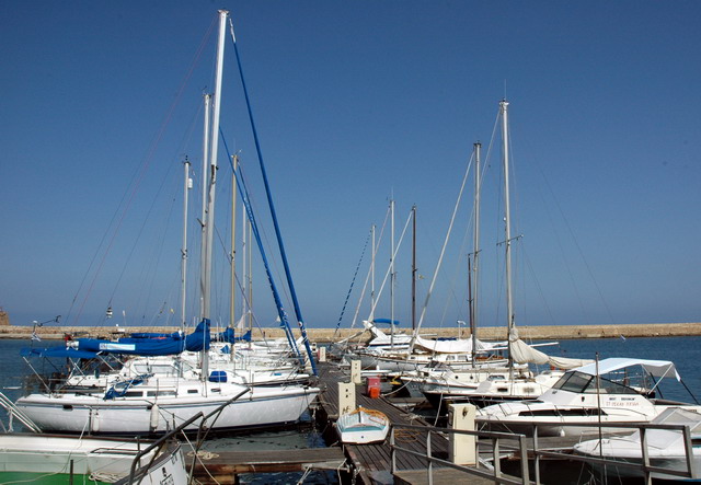 crete180905_26_chania
