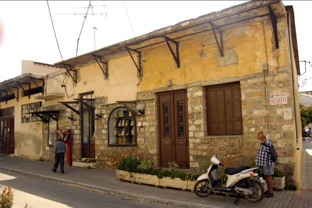 crete180905_46_chania