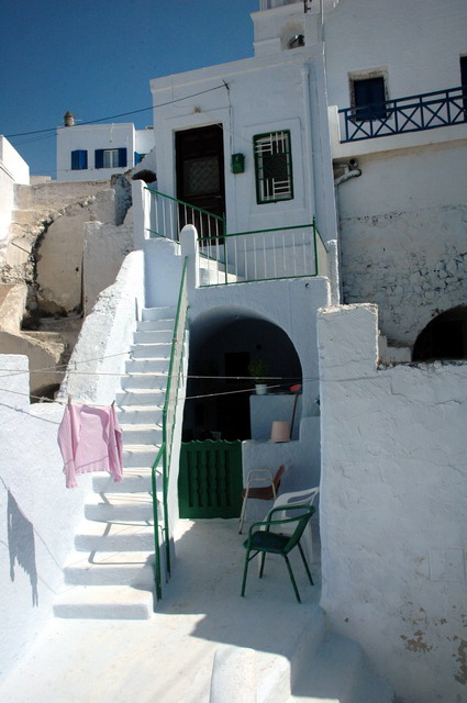 crete200905_010_santorini_phyrgos