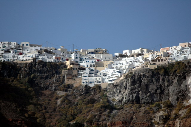 crete200905_135_santorini_from_boat