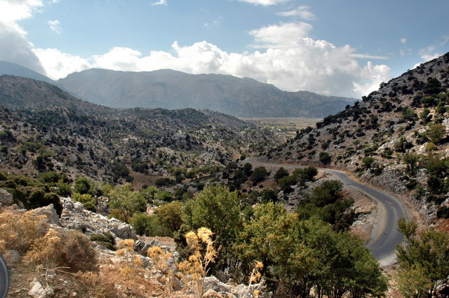 crete230905_059_between_chania_omalos