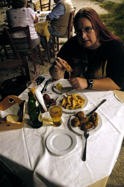 crete230905_117_kalives_peperia