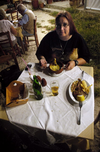 crete230905_120_kalives_peperia