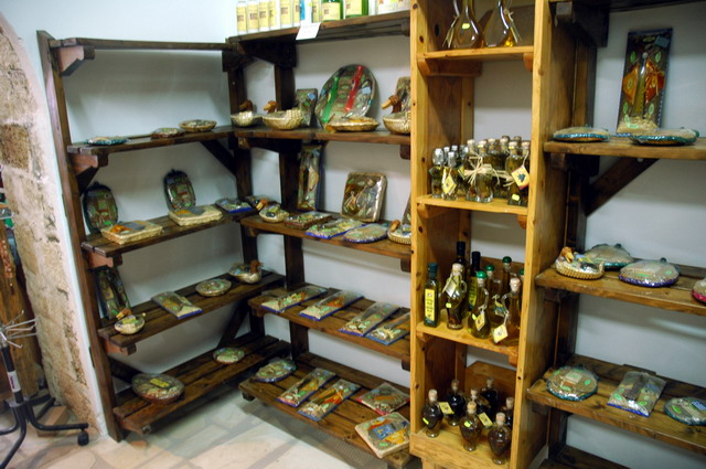 crete250905_43_almirida