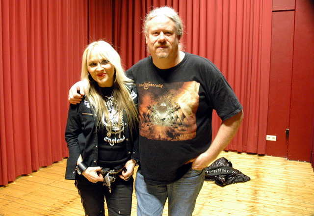 doro110306promo_05_doro_nico