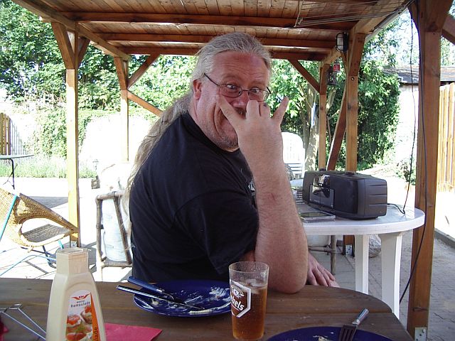 bbq_cpc160606_29_nico_pretending_to_be_evil