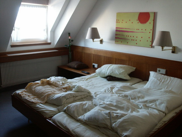 byh250606_04mw_hotel