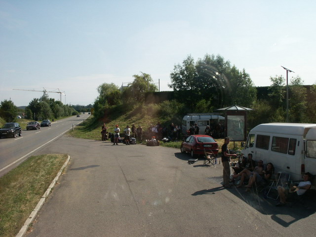 byh250606_09mw_camping