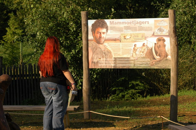 060920_gaiapark62_prehistoriccamp