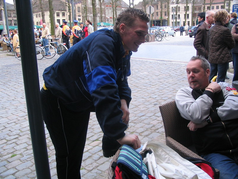 070407_38v_kennedymars_logan_francois