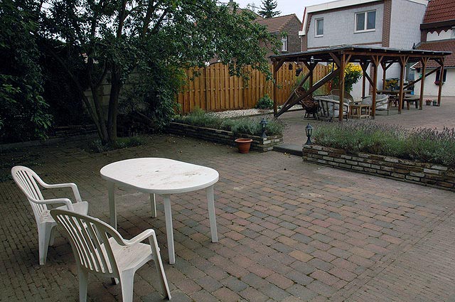 yard060807_7
