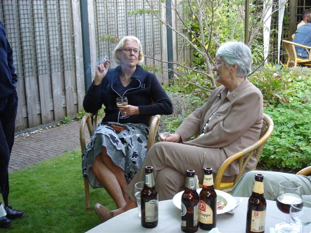 birthdayton180807_6_sisters