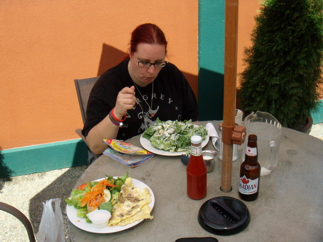 can110607_02_westernpizza