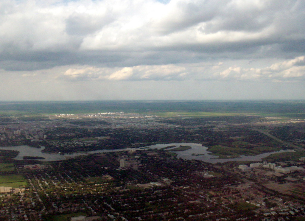 can160607_11_flighttoedmonton