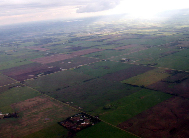 can160607_16_flighttoedmonton