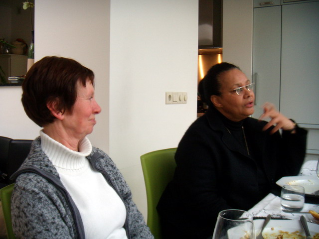 080214_07_dinnermilly