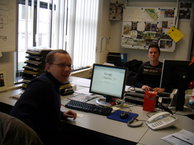 080215_16_goodbyework