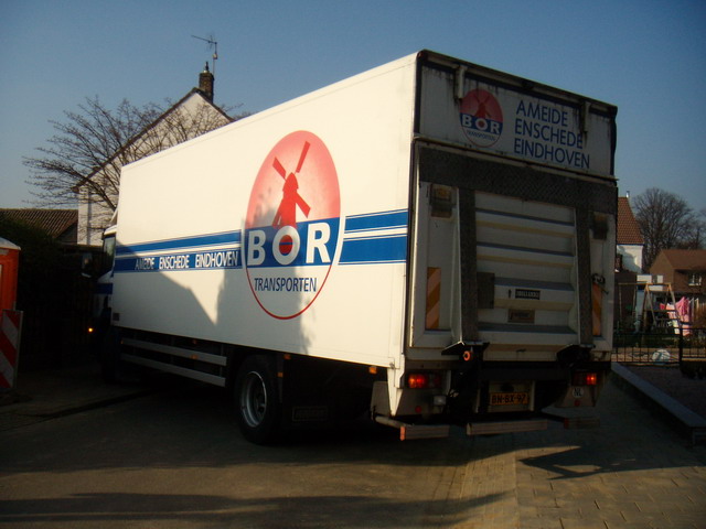 080215_34_byebyeboxes