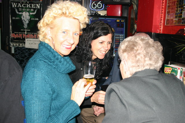 080216_surpriseparty_39t_irma_els_marij