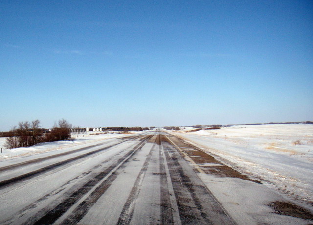 080304_11_winterprairie_highway35_11