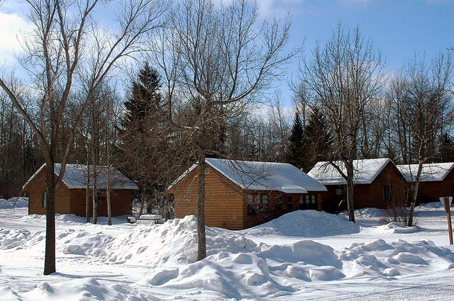080305_20_greenwaterlake