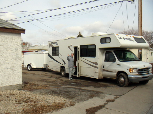 080328_13_ieleaving_steve
