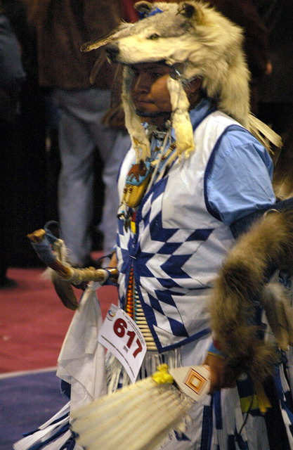 080412_powwow_uni_09
