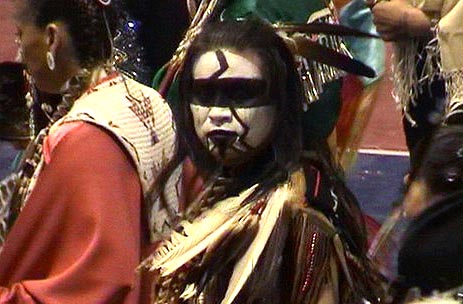080412_powwow_uni_23v