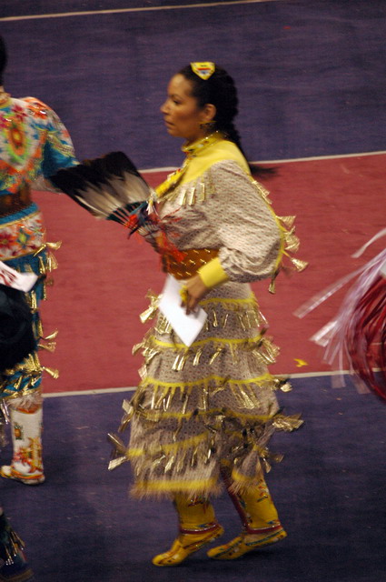 080412_powwow_uni_29