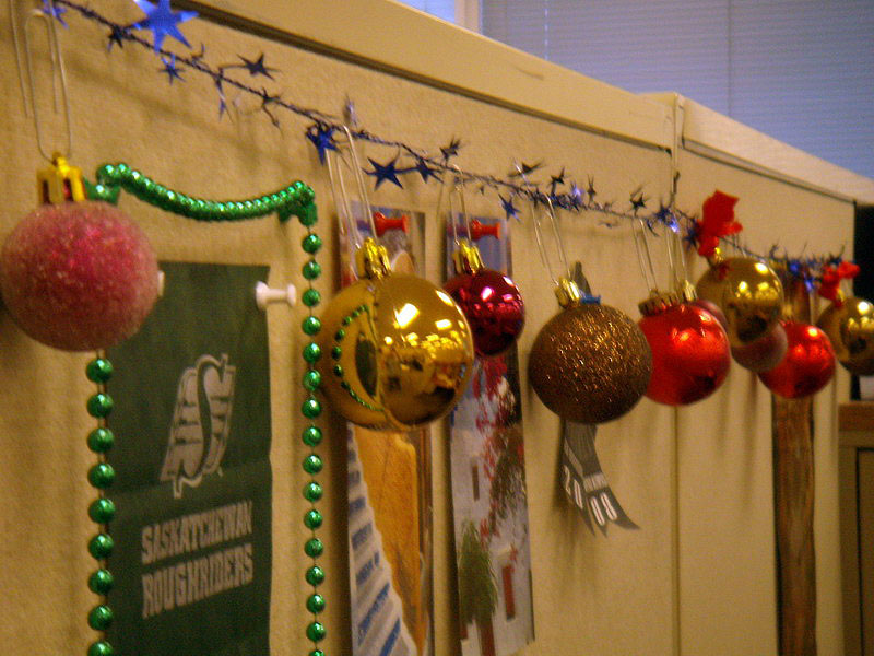 081211_02_xmaswork