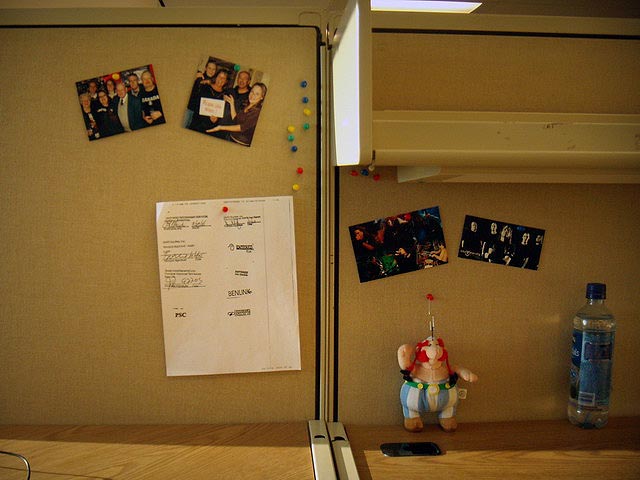 080401_desk