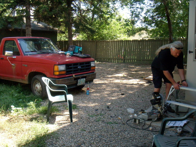 080815_helpingboyd2