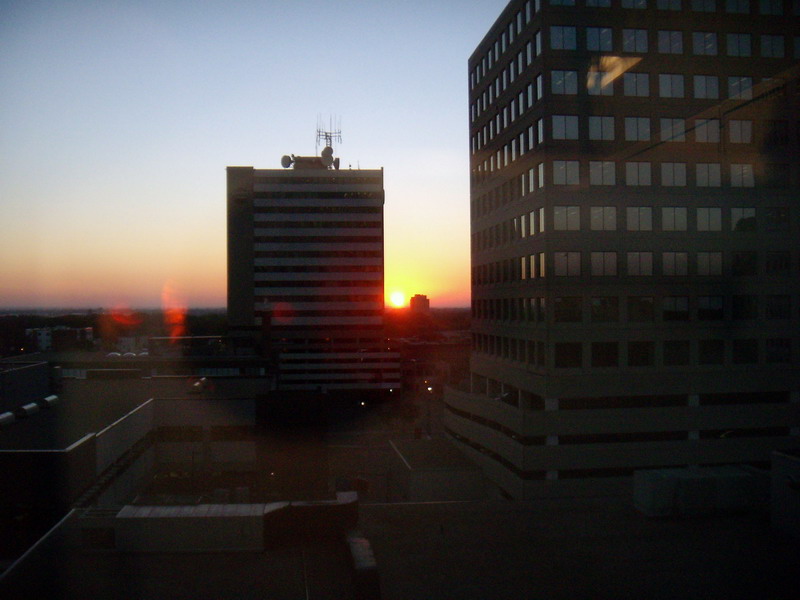 081003_worksunrise7am