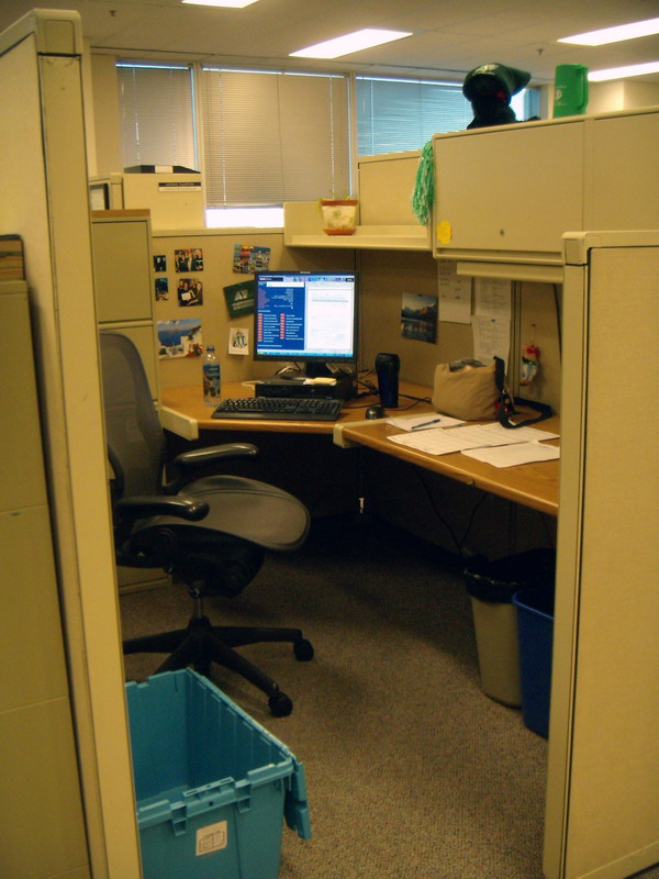 081125_01_newcubicle